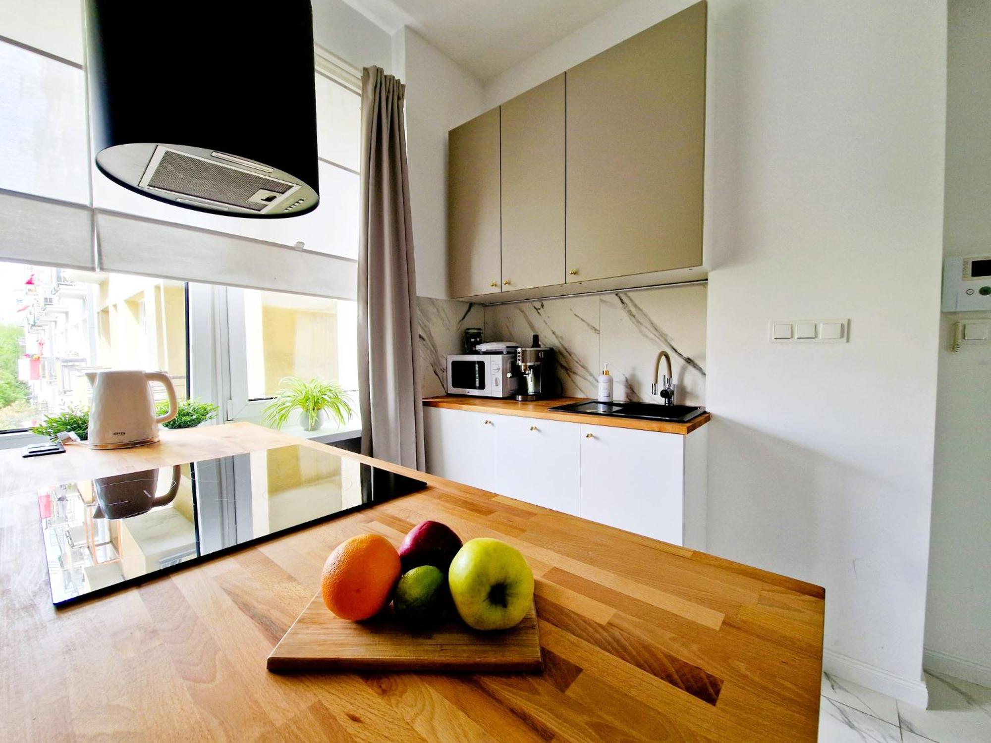 J&W Apartments Grojecka Glam Flat Warszawa Eksteriør billede