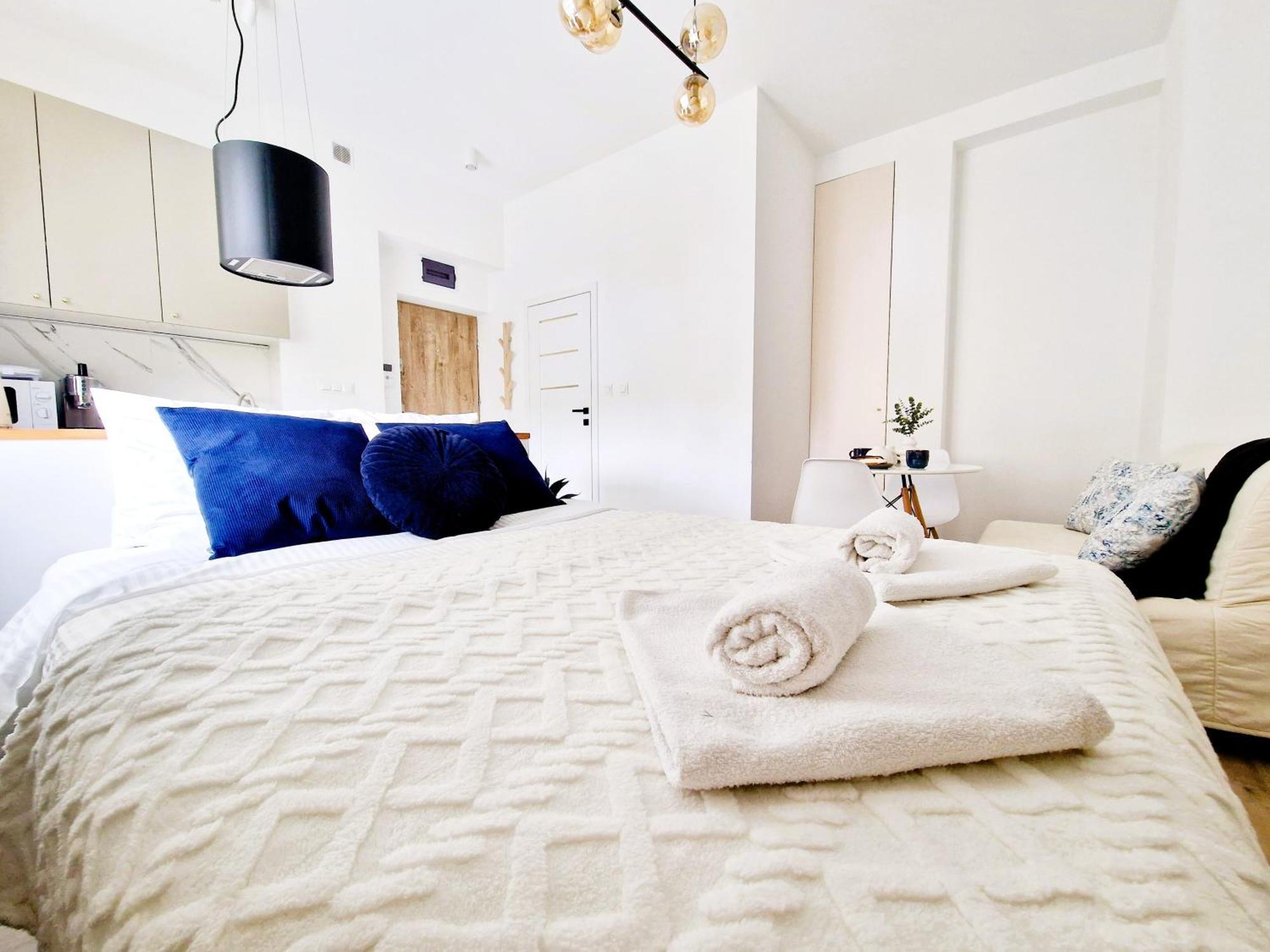 J&W Apartments Grojecka Glam Flat Warszawa Eksteriør billede