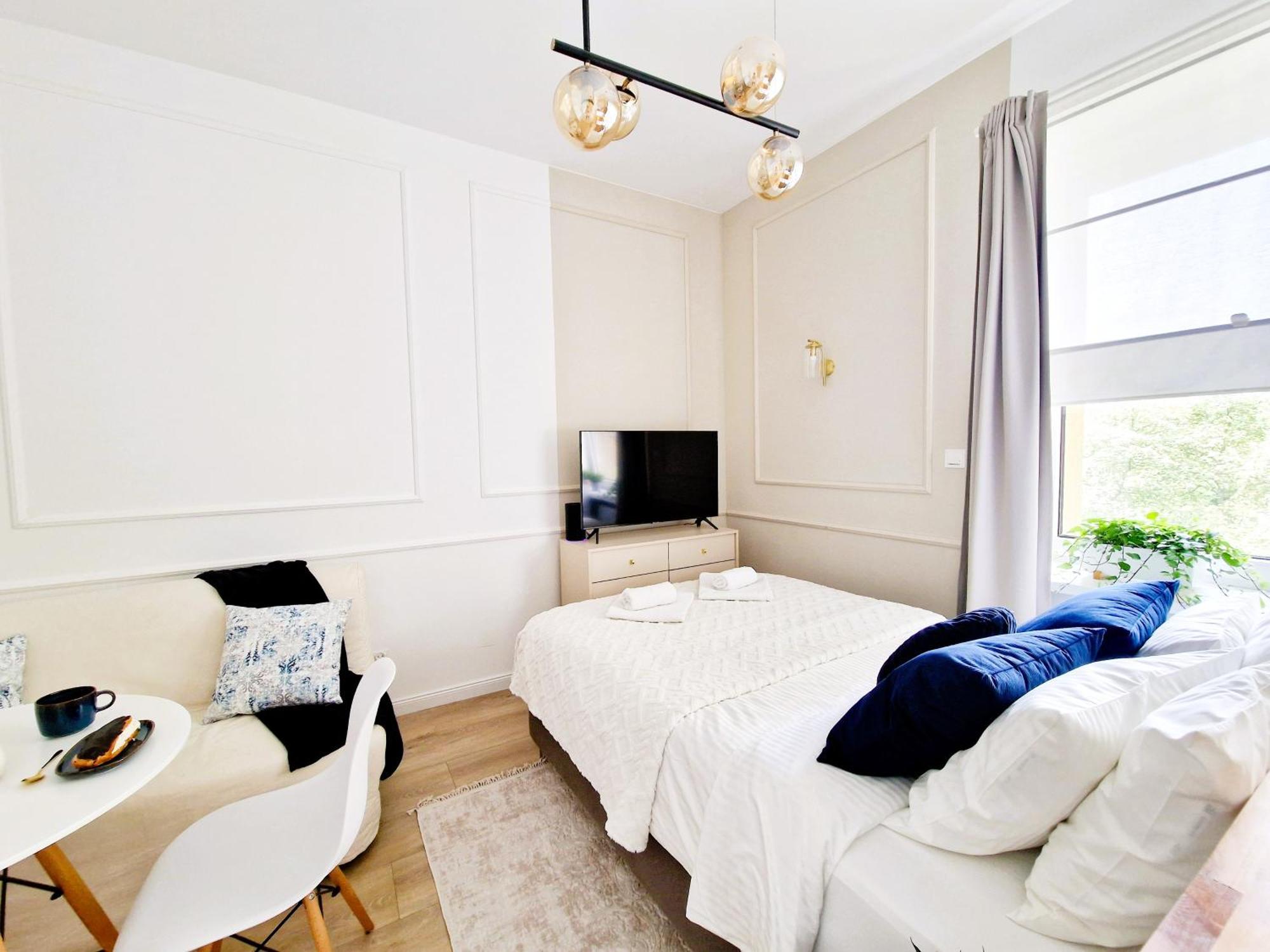 J&W Apartments Grojecka Glam Flat Warszawa Eksteriør billede