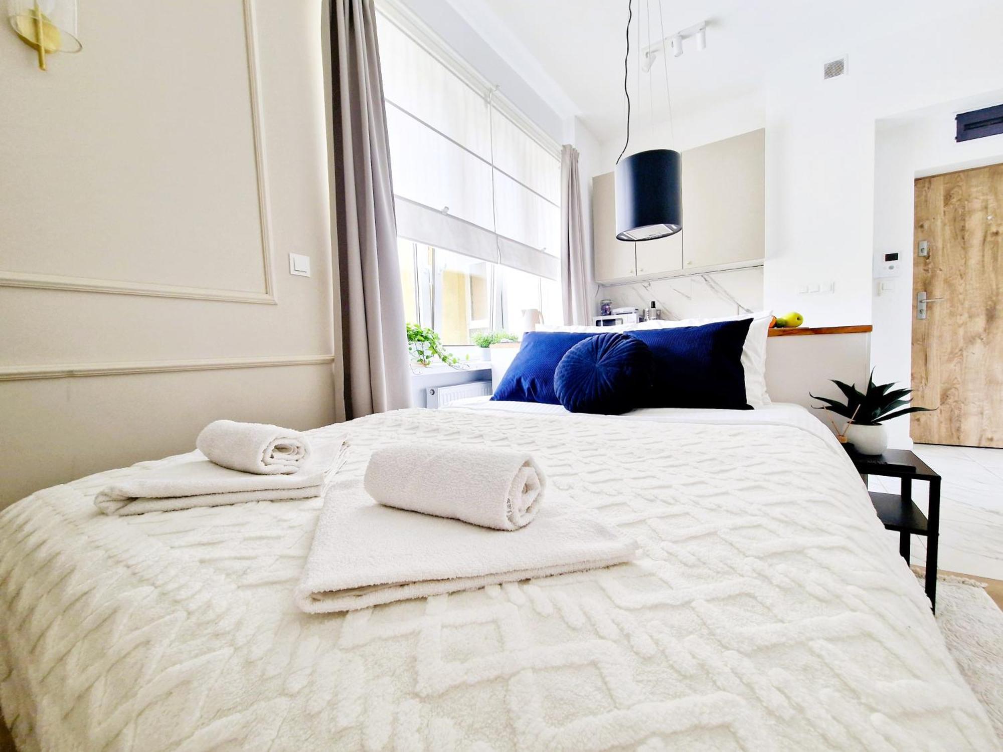 J&W Apartments Grojecka Glam Flat Warszawa Eksteriør billede