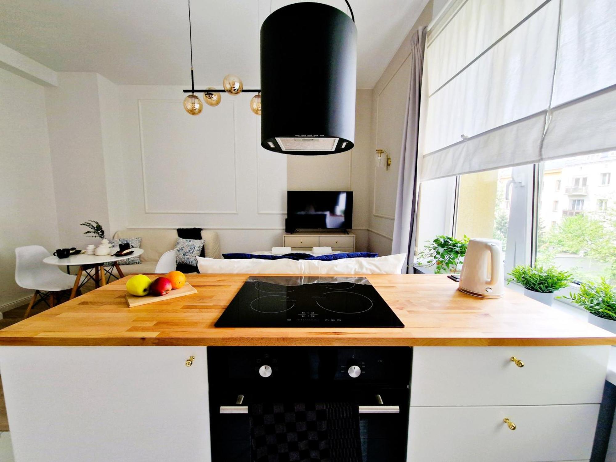 J&W Apartments Grojecka Glam Flat Warszawa Eksteriør billede