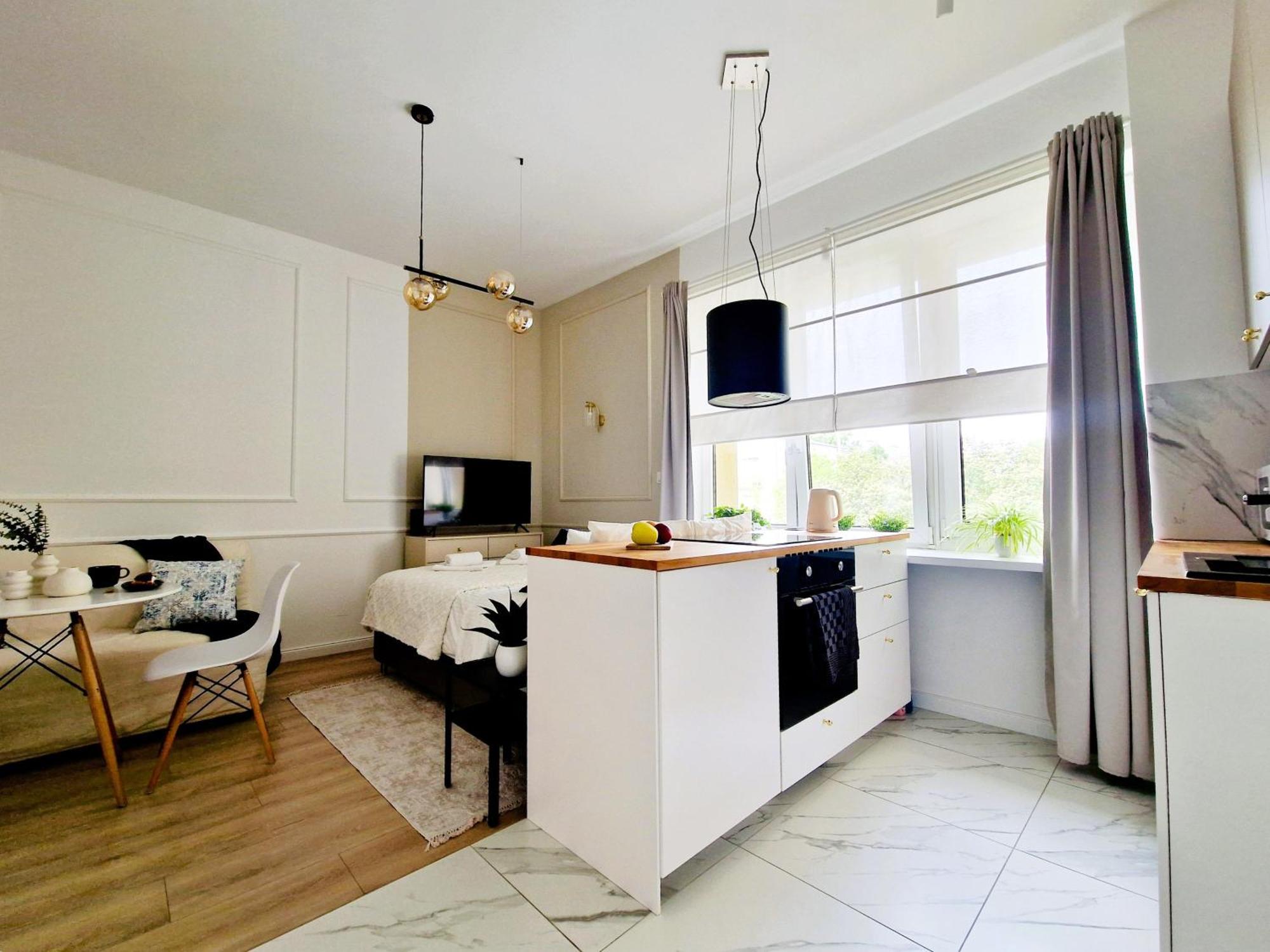 J&W Apartments Grojecka Glam Flat Warszawa Eksteriør billede